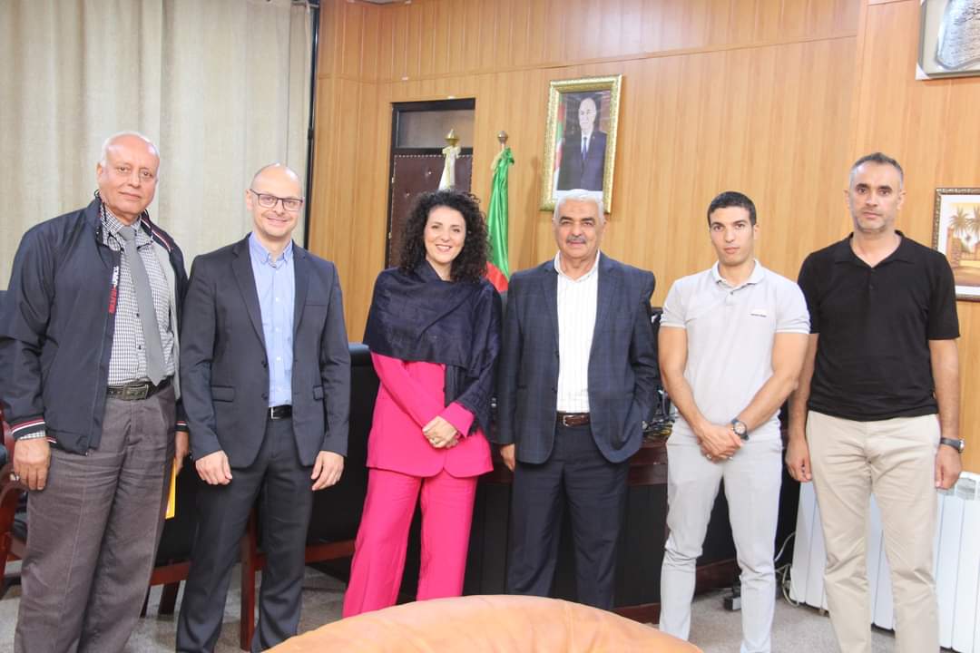 🤝Meeting of LBHE with the University of Batna 2 as part of the France-Algeria scientific partnership. 
A great opportunity to collaborate on innovative research ! 🇫🇷🇩🇿