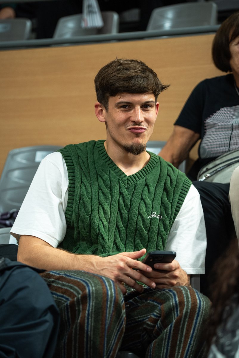 Un ancien de la maison était présent hier pour le match face à l'Asvel 😄

Coucou <a href="/matthieum_1/">Matthieu Missonnier</a> 👋👋

#RougeEtBlanc