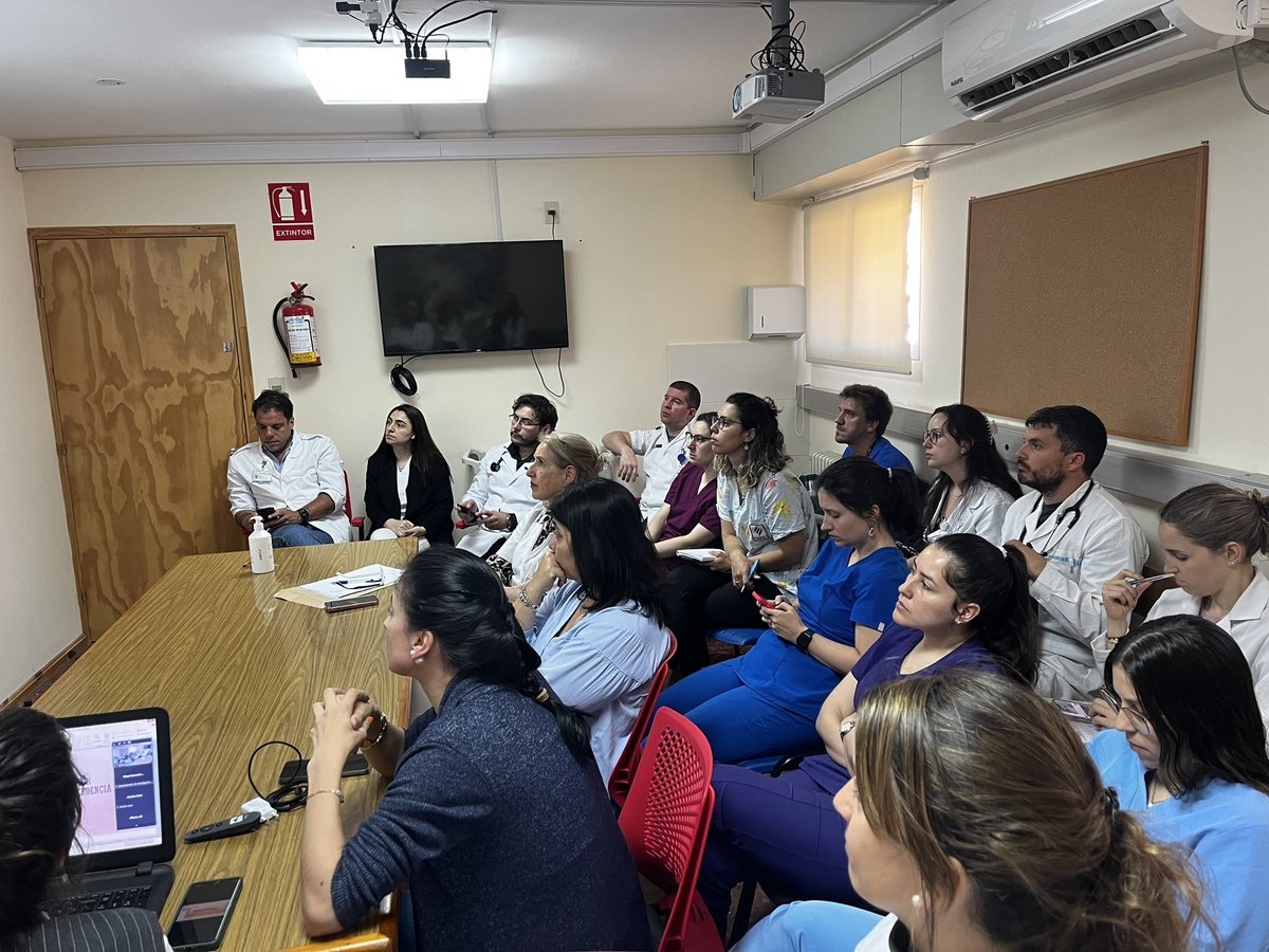 Gimenads's tweet image. ‘La historia de sangrado es más importante que la paraclinica’. Curso de Manejo de complicaciones Hematologicas  en la emergencia. Hospital Militar
@FKescherman