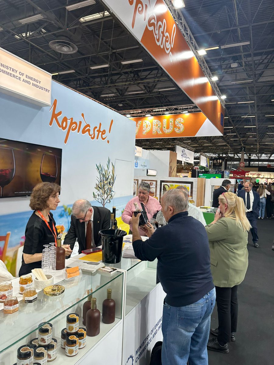 Bureau Commercial - Ambassade de Chypre à Paris tweet media