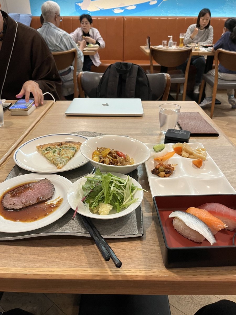 今日の晩御飯

熱海に弾丸旅行♨️