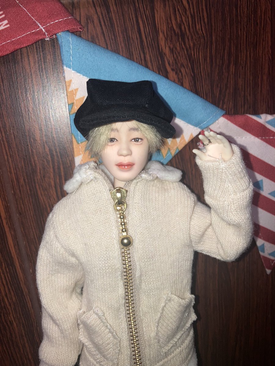 chiemin924's tweet image. キャスケットが
やっと完成しました✨
モデル
我が家のジミンさん🐥

 #マテルドールbts
 #Jimin