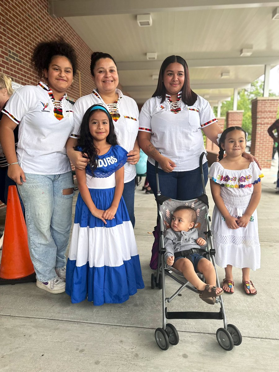 Dominique Teasley 📌 tweet media