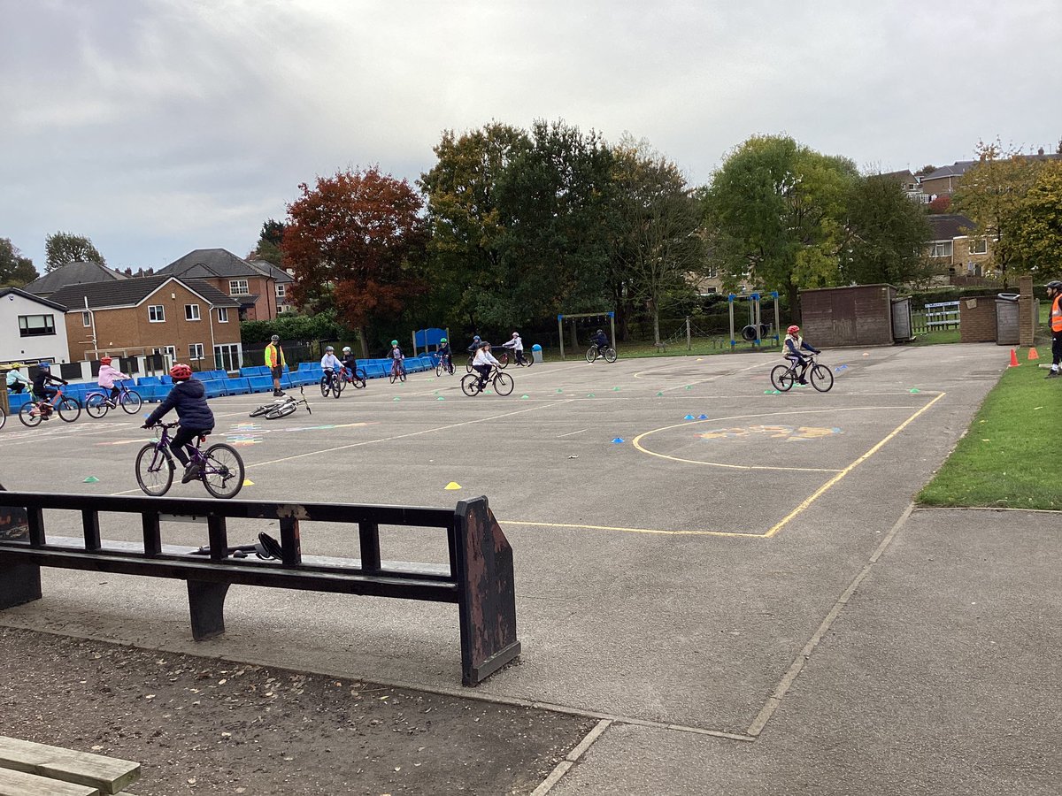 JCAWakefield's tweet photo. A great start to Bikeability this morning in Year 6. We have practised braking, changing gears and learning how to navigate a roundabout. Such essential skills for riding on the road! #JCAPSHE #Bikeability https://t.co/Ki4hZAyoao