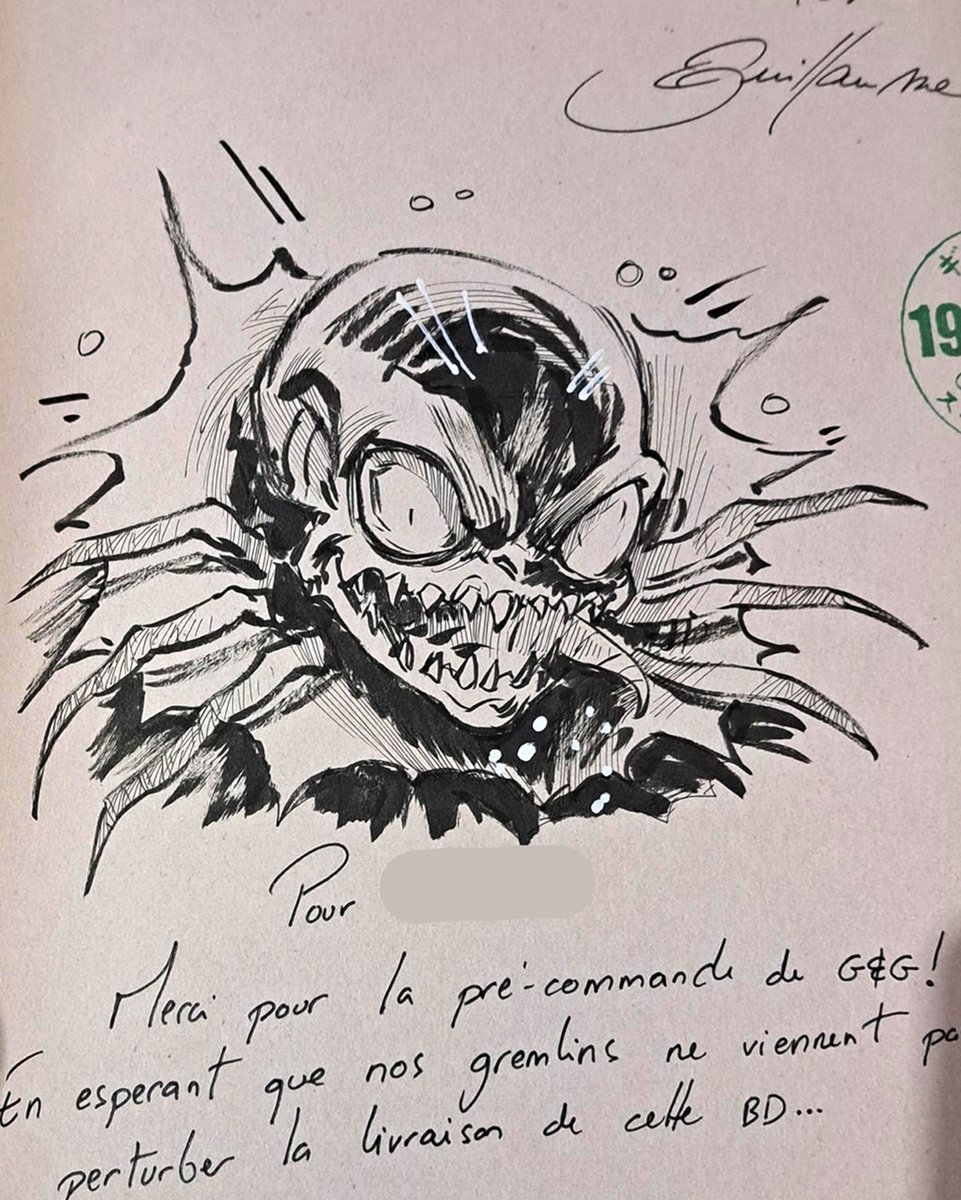 AnkamaEditions's tweet photo. Avant qu'elles ne soient envoyées, nous avons pu prendre ces quelques photos de GUNS &amp; GREMLINS dédicacés par David Hasteda et Guillaume Leblanc ! 😈

Y'a rien à dire, une dédicace ça rajoute toujours un parfum unique à un album, avant même de lire la première page... https://t.co/tAvhKJS3do