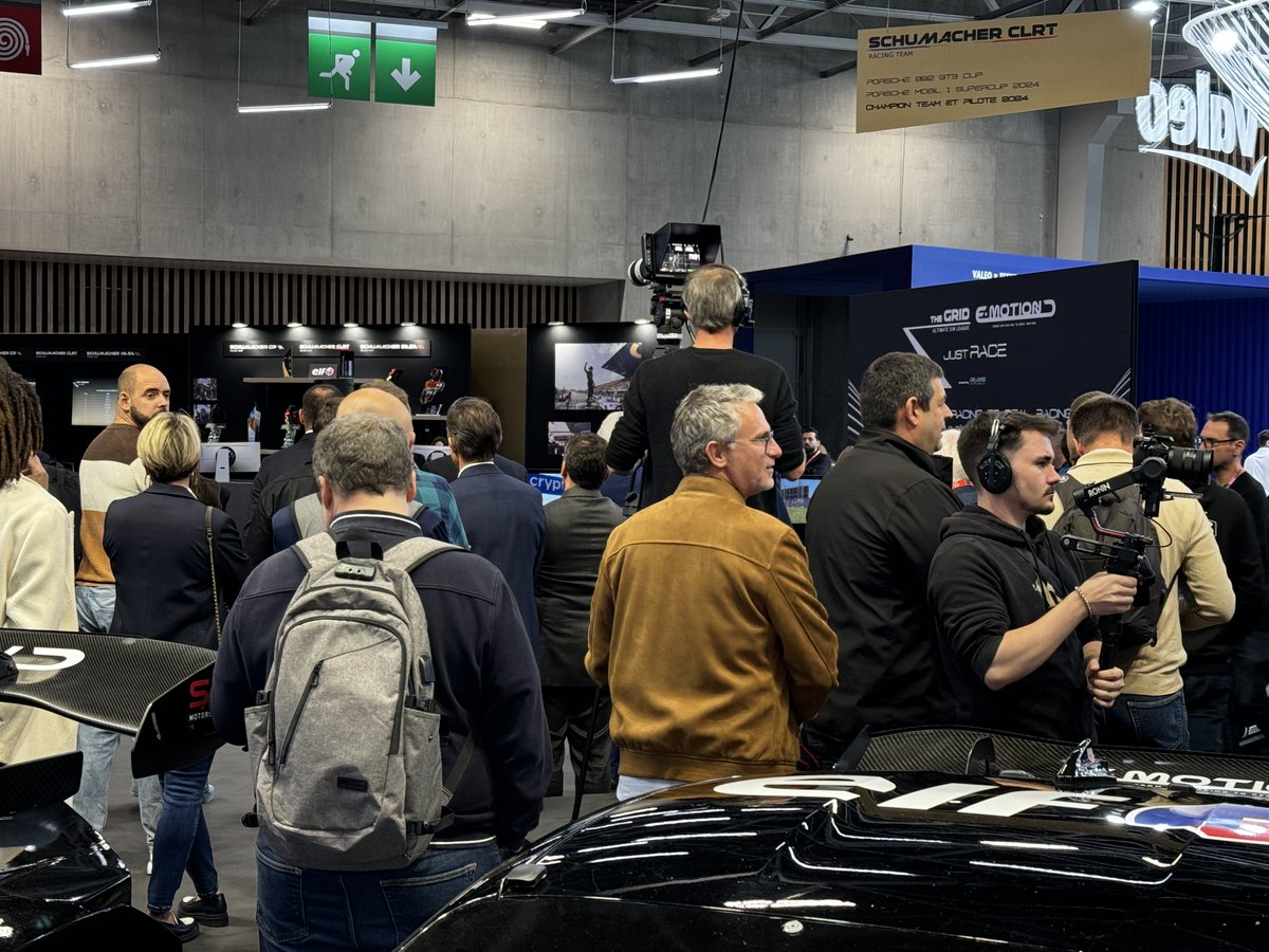 Way Of Live 🎬 (@wayoflive) on Twitter photo La semaine dernière nos équipes étaient déployées sur le <a href="/mondialdelauto/">Mondial de l'Auto - Paris</a> pour assurer la production et la captation de contenus audiovisuels sur le stand e-motion de Car Lovers.
🔜 Cette semaine direction la <a href="/ParisGamesWeek/">Paris Games Week</a> ! La semaine dernière nos équipes étaient déployées sur le <a href="/mondialdelauto/">Mondial de l'Auto - Paris</a> pour assurer la production et la captation de contenus audiovisuels sur le stand e-motion de Car Lovers.
🔜 Cette semaine direction la <a href="/ParisGamesWeek/">Paris Games Week</a> !