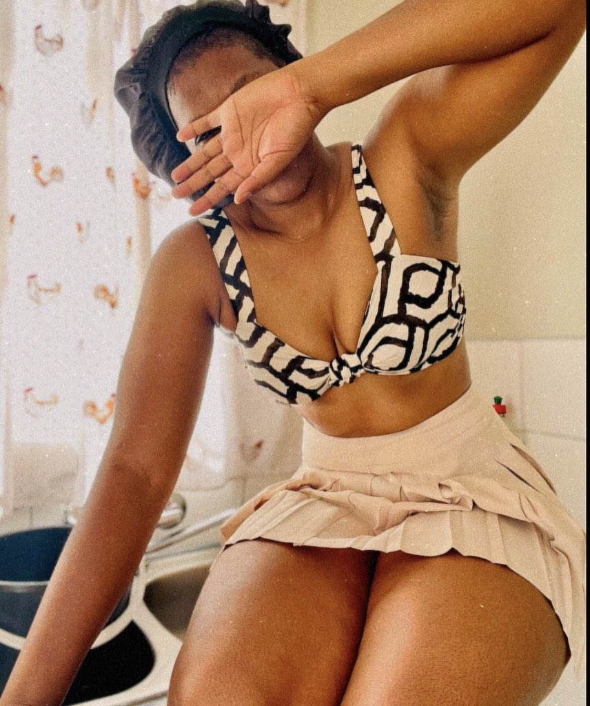 FLAVINE KALALYXE tweet media