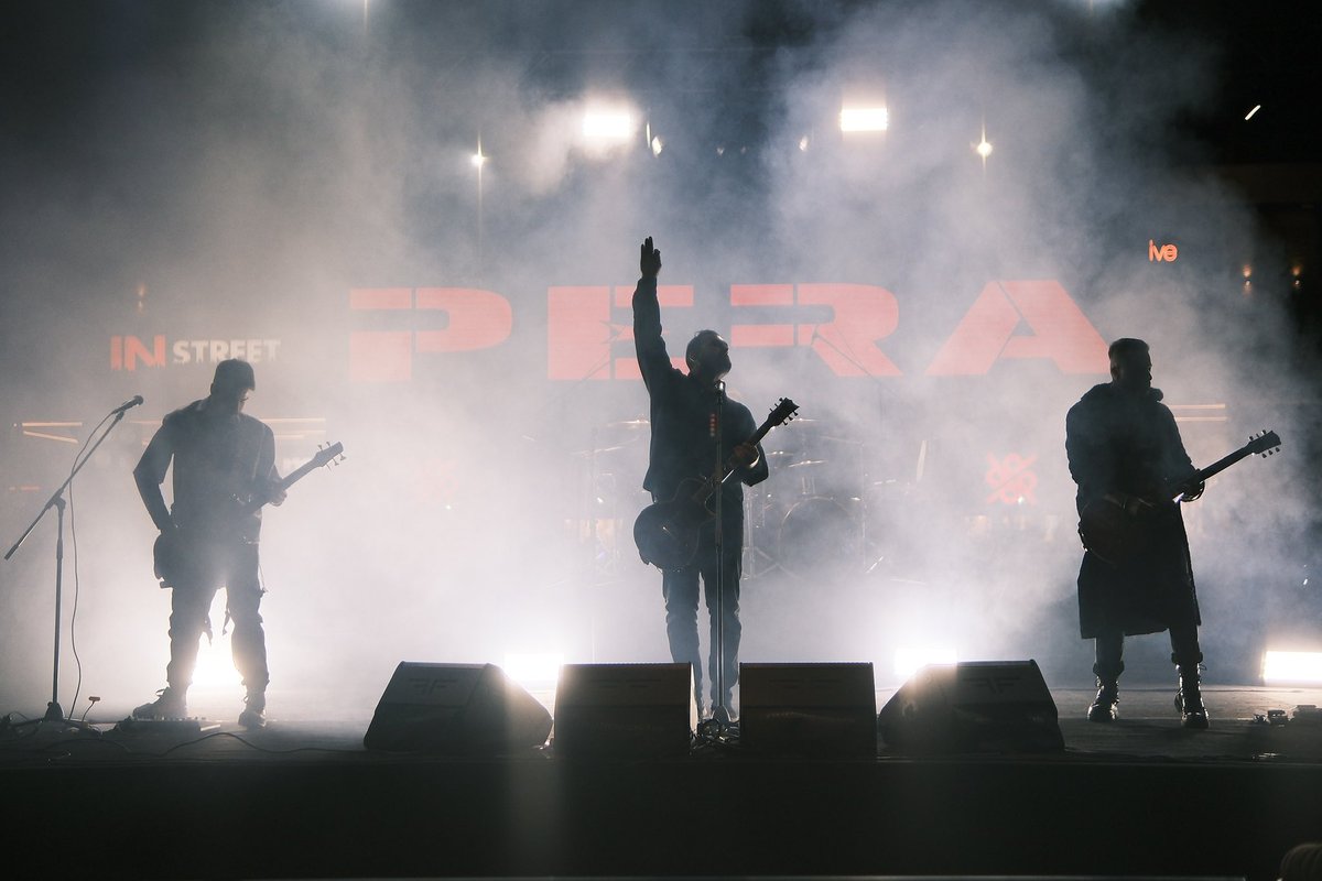 peraband's tweet photo. Isparta çok güzeldin , tekrar görüşeceğiz ! ❤️🤘🏻😎 https://t.co/S9YsSWOHbh