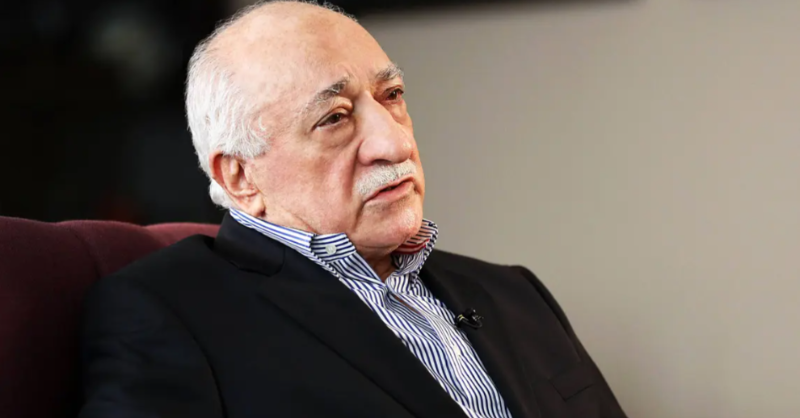 NZZde's tweet photo. Spätestens seit dem Putschversuch in der Türkei im Juli 2016 spaltete Gülen die Geister: Für die einen war er ein Erneuerer des Islam, für die anderen ein Sektenführer mit geheimer Agenda. Nun ist Gülen im Alter von 83 Jahren im amerikanischen Exil gestorben.