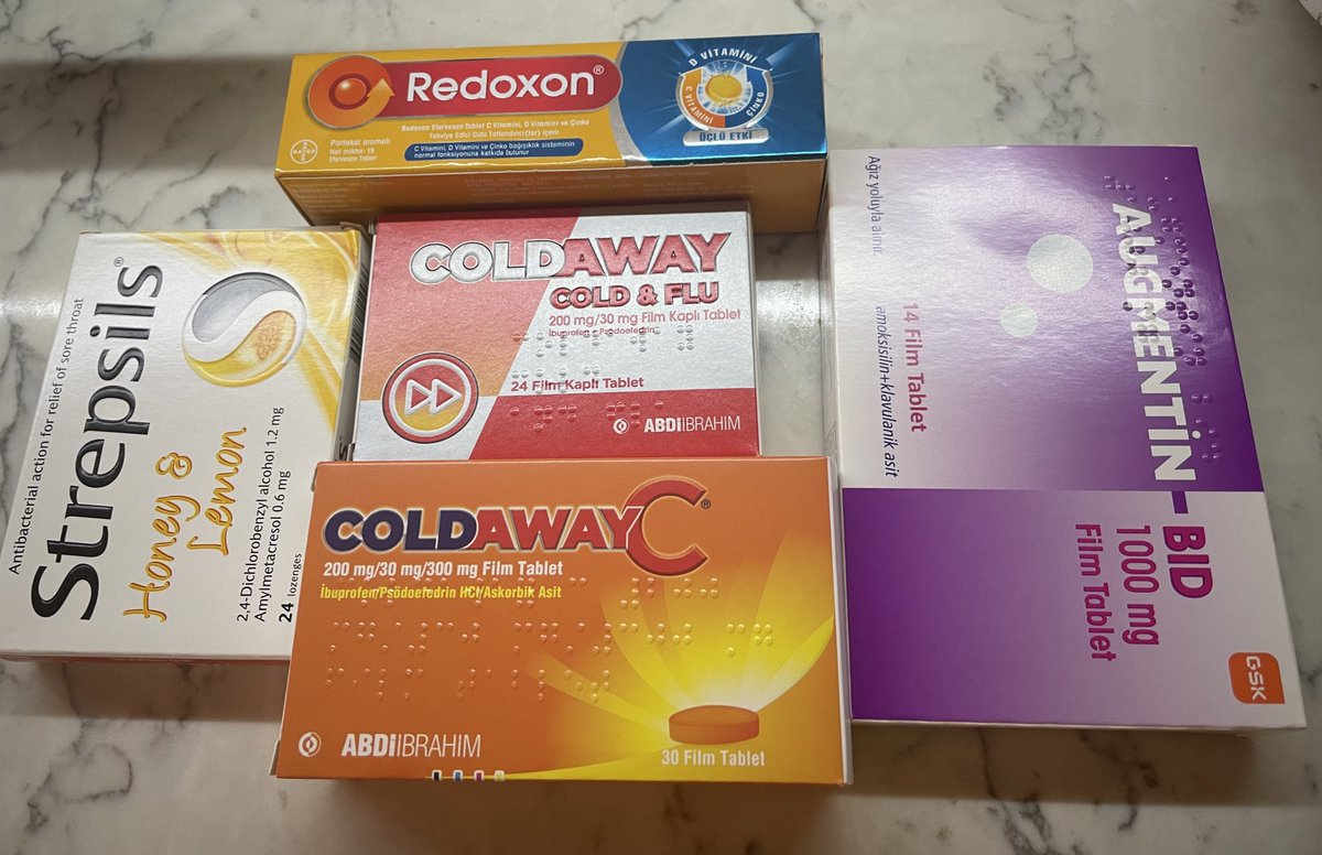 Montu olmayinca kizlar