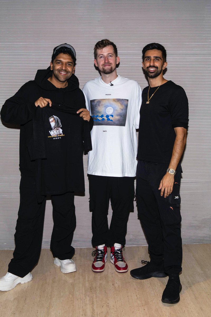 Vikkstar123's tweet image. Good vibes in India 🇮🇳