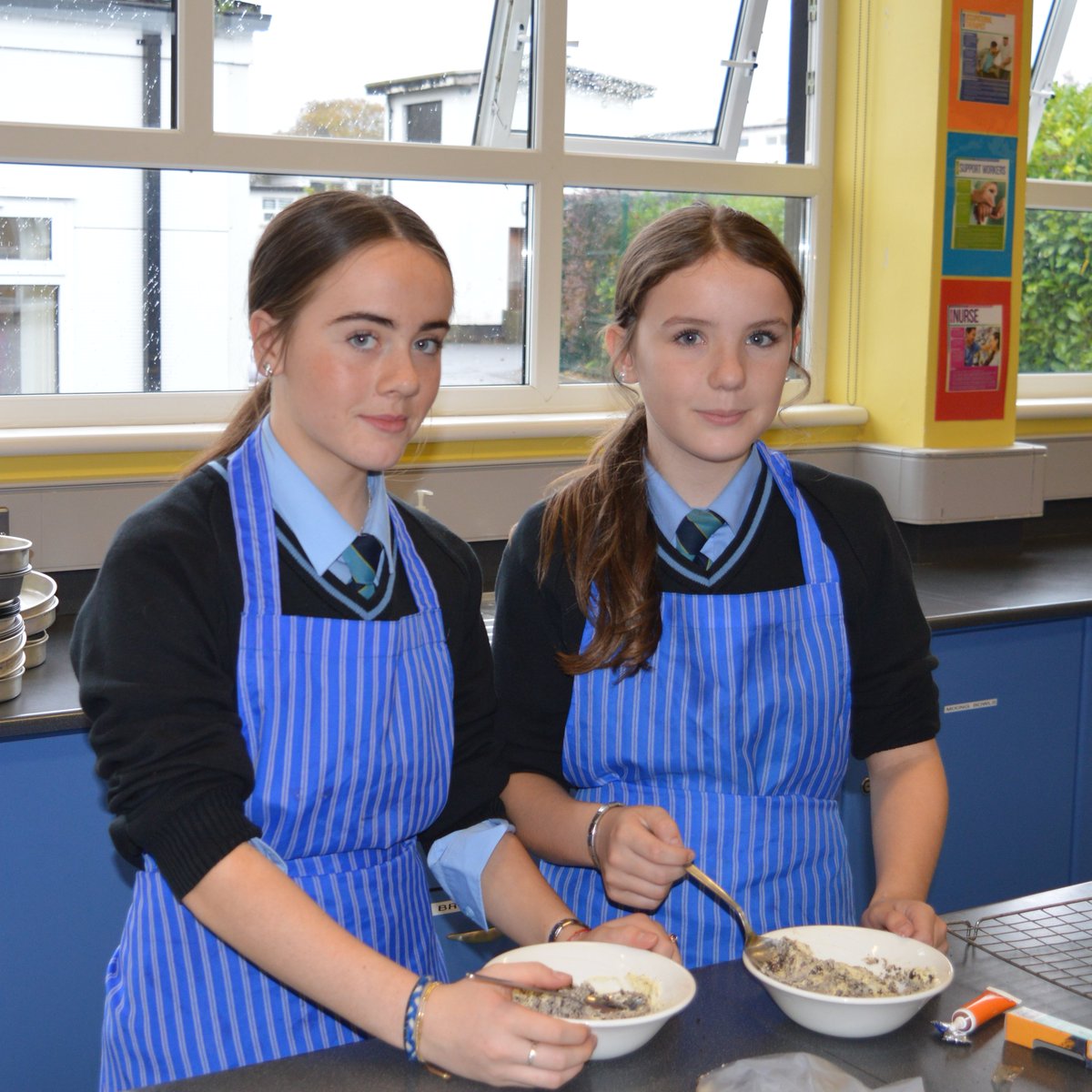 StColmsHigh's tweet image. Year 9 pupils participated in a Halloween Baking Competition.  They displayed super organisation, creativity and baking skills.  Cakes produced were spooktacular. 📷📷📷