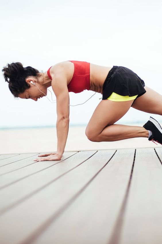 gugus13400's tweet image. Did You Know? 

Recent research indicates that high-intensity interval training (HIIT) can improve cardiovascular health and increase lifespan. 

Incorporate HIIT sessions into your routine for maximum benefits. #Fitness #SportsScience #FlexLab