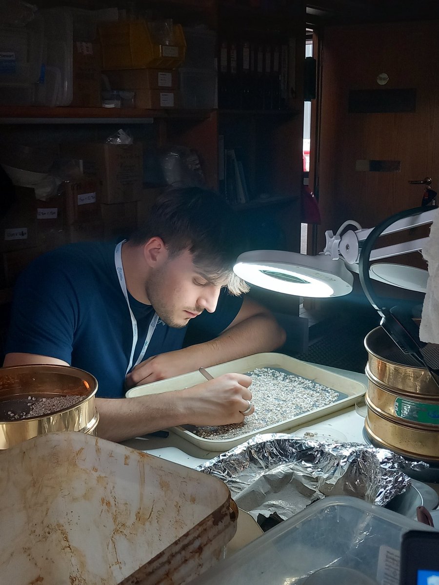 Cotswold Archaeology (@cotswoldarch) on Twitter photo ๐๐ผ๐๐ฒ ๐ฎ๐ฟ๐ฐ๐ต๐ฎ๐ฒ๐ผ๐น๐ผ๐ด๐? ๐บ๐ Ready to get your hands dirty and work alongside real archaeologists?
โจ If you're ๐ฎ๐ด๐ฒ๐ฑ ๐ญ๐ฐ-๐ญ๐ด, our ๐๐ผ๐๐๐๐ผ๐น๐ฑ ๐๐ฟ๐ฐ๐ต๐ฎ๐ฒ๐ผ๐น๐ผ๐ด๐ ๐๐ผ๐ฟ๐ธ ๐ฒ๐
๐ฝ๐ฒ๐ฟ๐ถ๐ฒ๐ป๐ฐ๐ฒ is the perfect chance to learn from our expert team, including ๐๐ผ๐๐ฒ ๐ฎ๐ฟ๐ฐ๐ต๐ฎ๐ฒ๐ผ๐น๐ผ๐ด๐? ๐บ๐ Ready to get your hands dirty and work alongside real archaeologists?
โจ If you're ๐ฎ๐ด๐ฒ๐ฑ ๐ญ๐ฐ-๐ญ๐ด, our ๐๐ผ๐๐๐๐ผ๐น๐ฑ ๐๐ฟ๐ฐ๐ต๐ฎ๐ฒ๐ผ๐น๐ผ๐ด๐ ๐๐ผ๐ฟ๐ธ ๐ฒ๐
๐ฝ๐ฒ๐ฟ๐ถ๐ฒ๐ป๐ฐ๐ฒ is the perfect chance to learn from our expert team, including