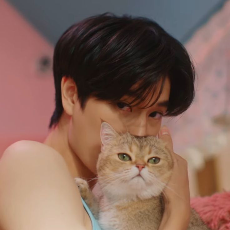 Nomin_school's tweet photo. Phuwin icon pink🎀

#phuwintang @phuwintang https://t.co/JkoAQTNRt4