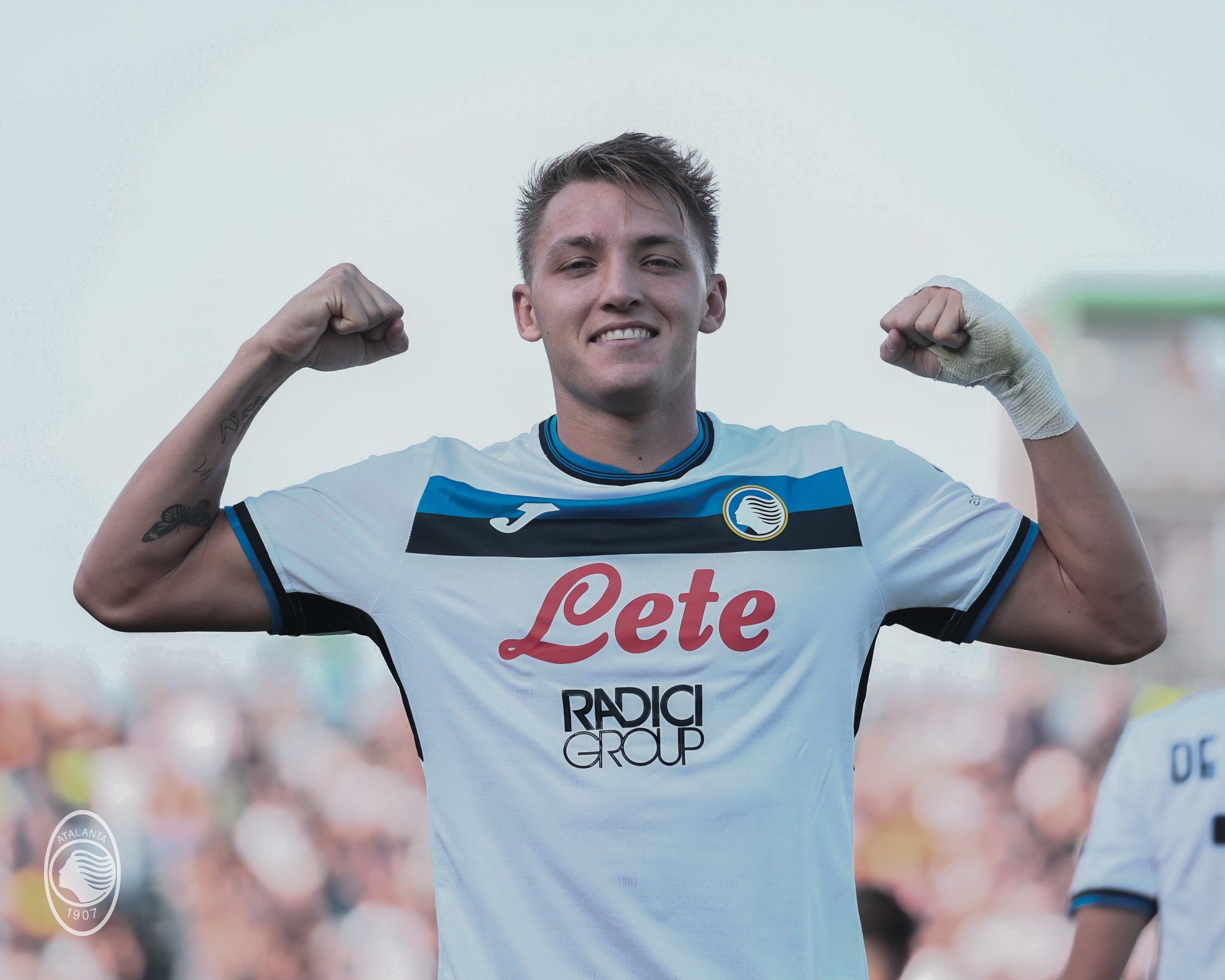 実使用/支給品 2023 イタリア代表 19番 マテオ・レテギ 実使用/支給品 2023 イタリア代表 19番 マテオ・レテギ Amazon