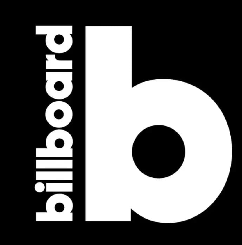 AboutMusicYT's tweet photo. 'APT.' by Rosé and Bruno Mars is now on pace to debut inside the top 10 of Billboard HOT 100 (via talkofthecharts). https://t.co/3MVcnVs45g