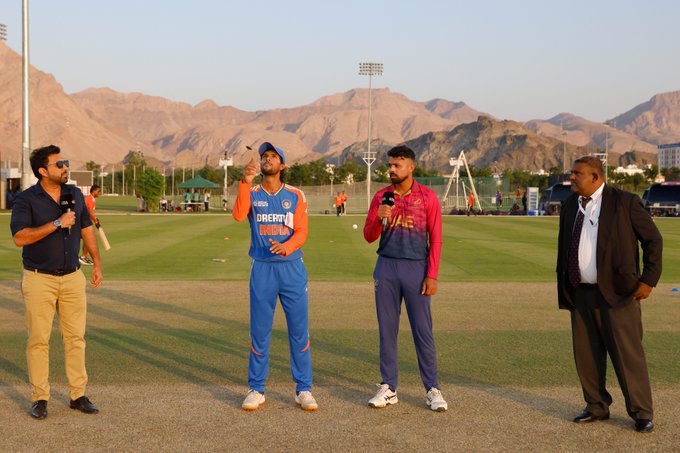 India A have been put in to bowl first against UAE! 📹 Credits: Twitter/BCCI