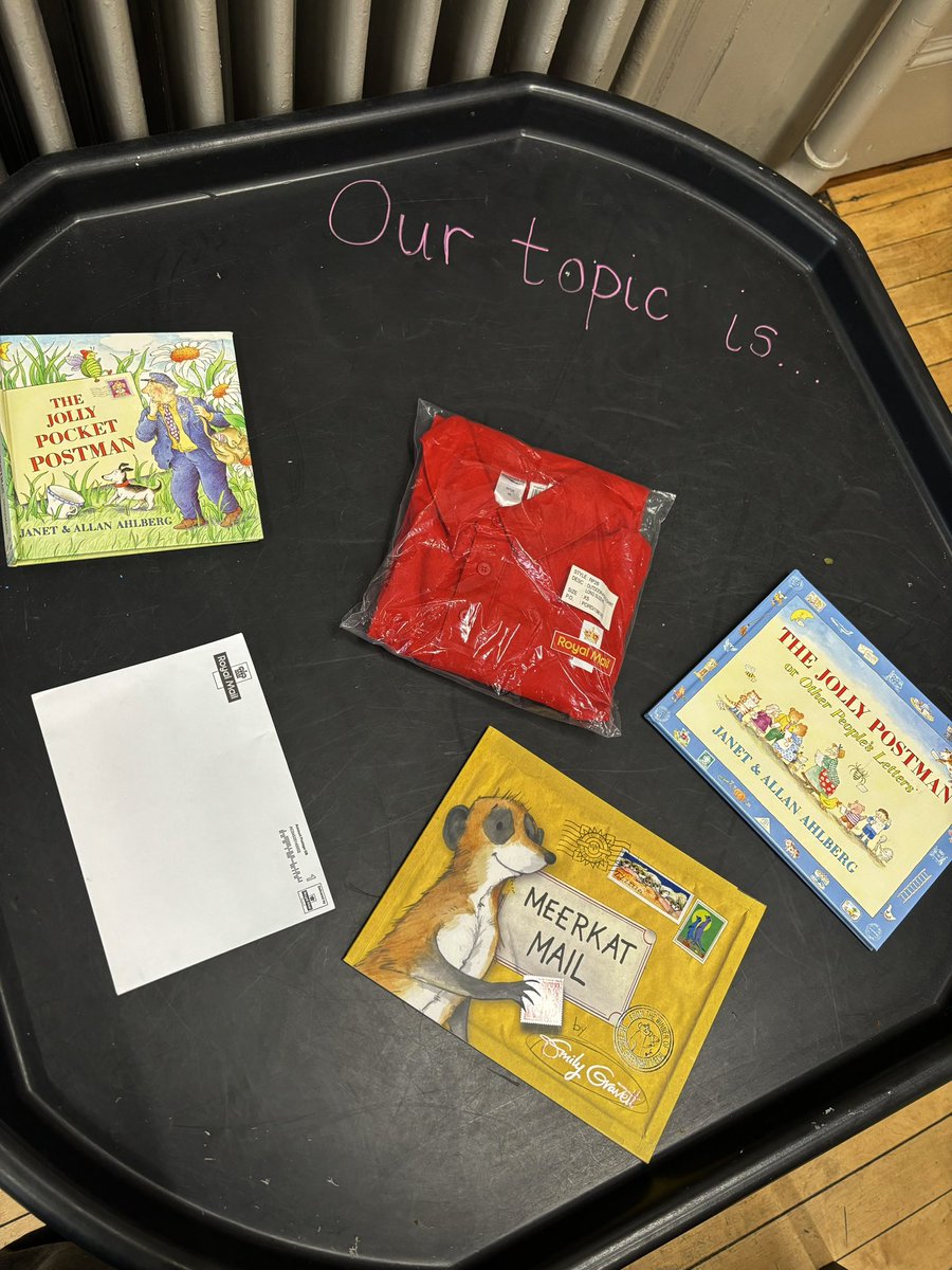 P2Lorne's tweet photo. P2/3 were excited to learn that our new topic is the ‘Post Office’ after looking at the resources on our tuff tray 📝📮

We had lots of interesting discussions around the Royal Mail and sending/receiving letters and parcels ✉️ https://t.co/AAvdthIh95