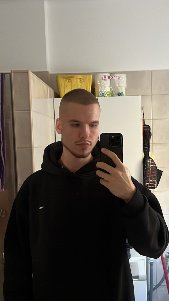 Devin Mark tweet media