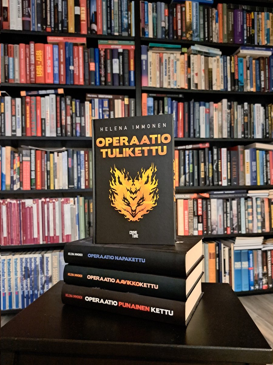 Kyllä nyt osaa ketuttaa ihan hirmuisesti! Se olisi nyt sitten tämä sarja taputeltu..Kiitos <a href="/heimmonen/">Helena Immonen</a> erinomaisesti ja koukuttavasti kirjoitetusta tarinasta. Vahva lukusuositus.