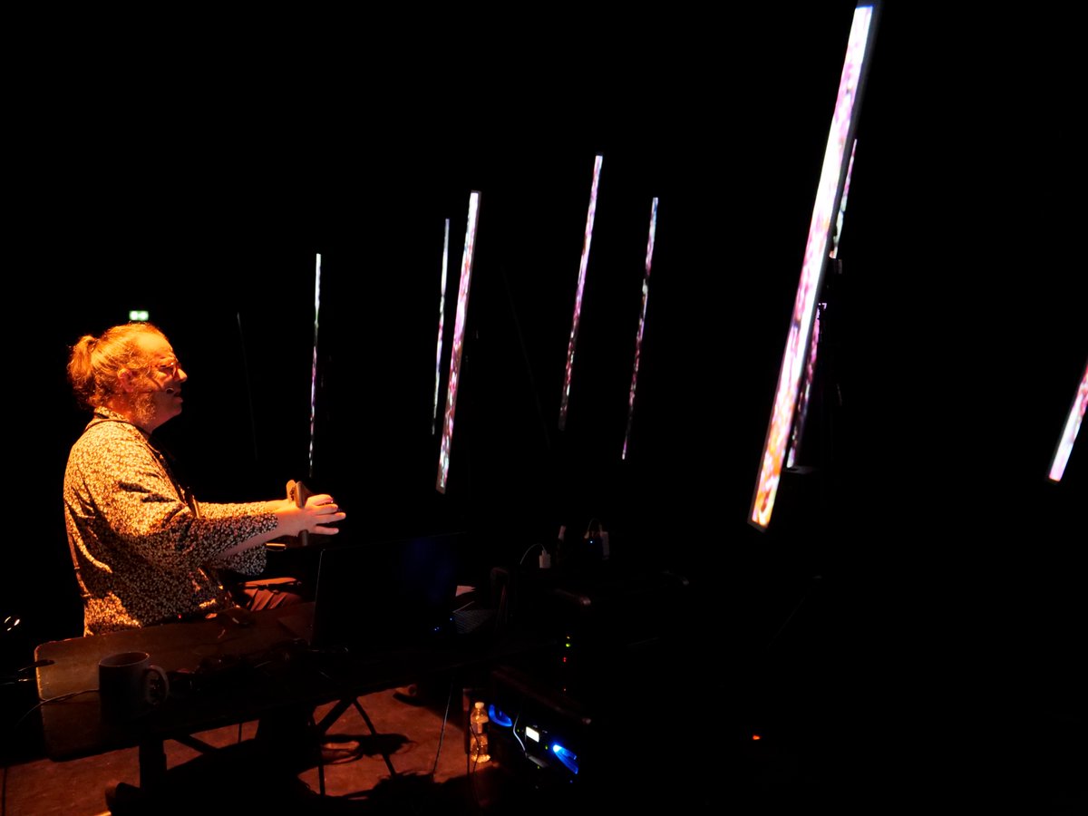 puce_muse's tweet image. Du 15 au 19.10, PUCE MUSE était en résidence de création au Conservatoire d' Évry-Courcouronnes avec La Tête dans le Piano pour une semaine d'ateliers / concerts proposés aux élèves du conservatoire et de plusieurs établissements scolaires franciliens.