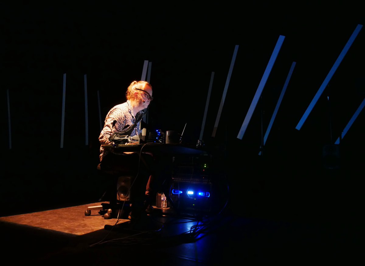 puce_muse's tweet image. Du 15 au 19.10, PUCE MUSE était en résidence de création au Conservatoire d' Évry-Courcouronnes avec La Tête dans le Piano pour une semaine d'ateliers / concerts proposés aux élèves du conservatoire et de plusieurs établissements scolaires franciliens.