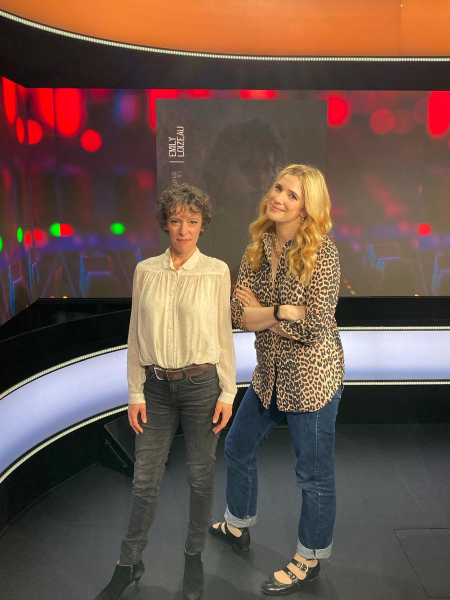 marjoriehache's tweet photo. Delighted to have 🇲🇫🇬🇧 @EmilyLoizeau on @Artsf24 this week. She tells us about working with @JohnParish1776 again on new album #LaSouterraine, using her voice as an artist & more. Coming up on @France24_en at 17.15 and on https://t.co/xuLY7ecXd1 https://t.co/GpxPo6MyGX