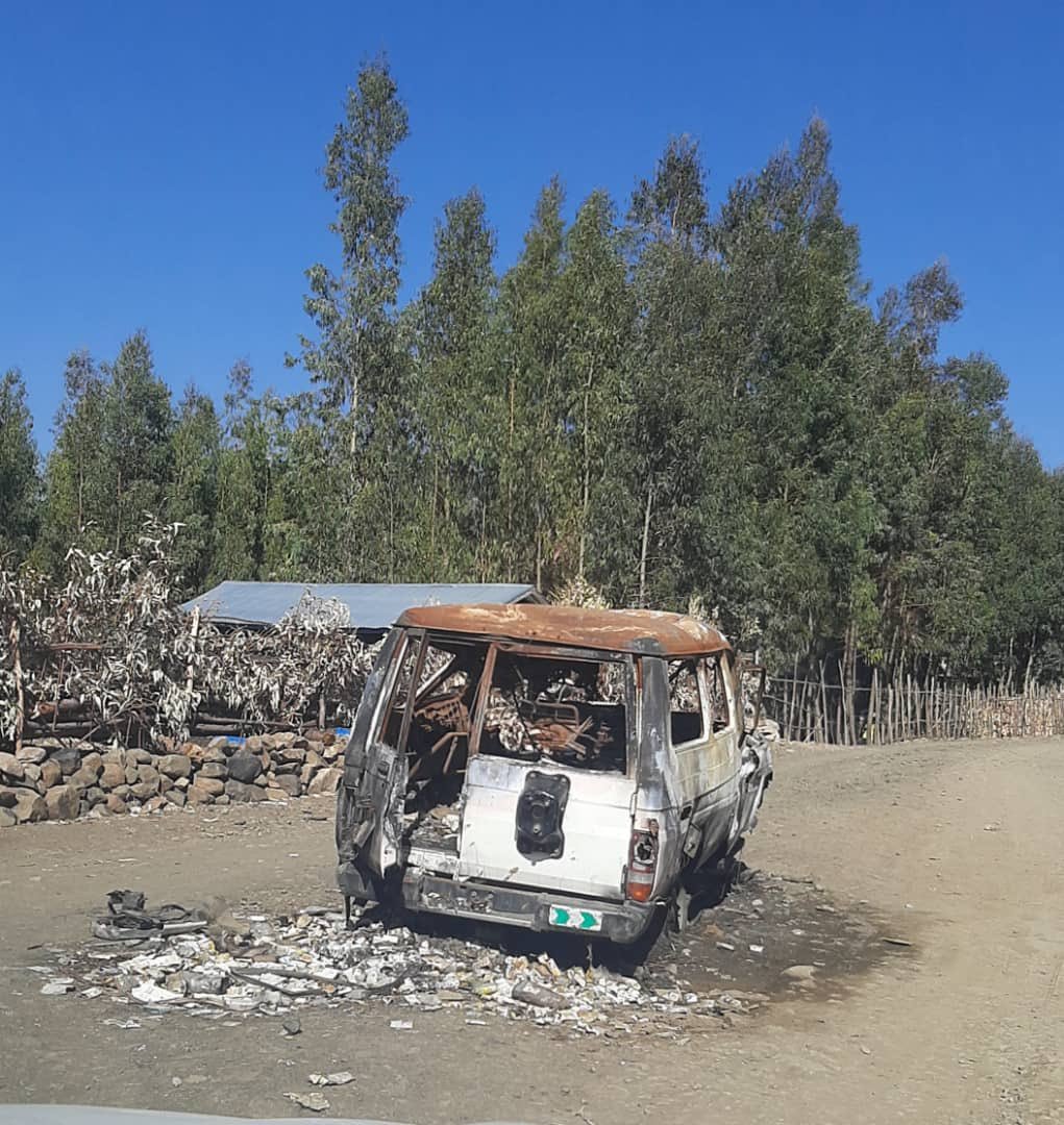 RasAsteraw's tweet photo. #WarOnAmahara In the Wollo Amhara region, this ambulance was destroyed by a drone. In addition two medical professionals were killed . health sector is in critical shambles because of deliberate attack on the sector.
#AmharaGenocide
#WarOnAmhara
#AbiyIsAcriminal
@antonioguterres https://t.co/II3PDN8Bzb