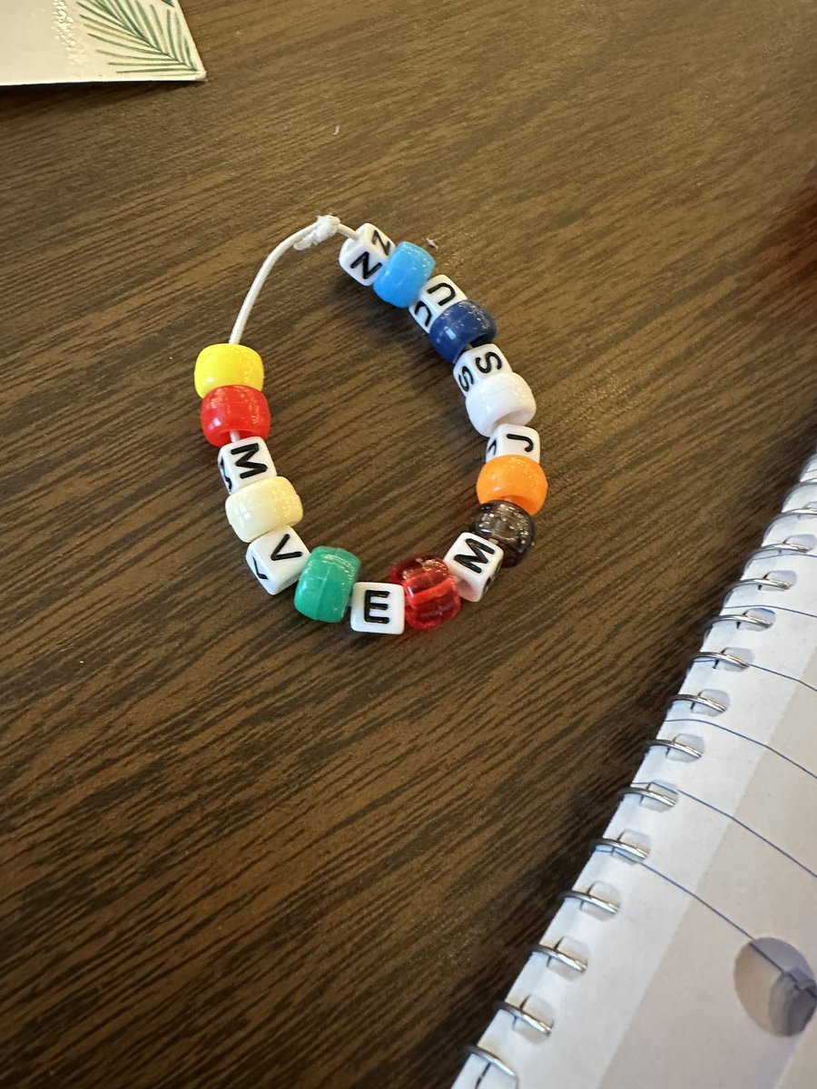More linear models to learn the order of the planets! Solar System Friendship Bracelets for our Swiftie loving science teachers! <a href="/NISDKallison/">Kallison Elementary</a> <a href="/NISDElemScience/">NISD Elem Science</a>