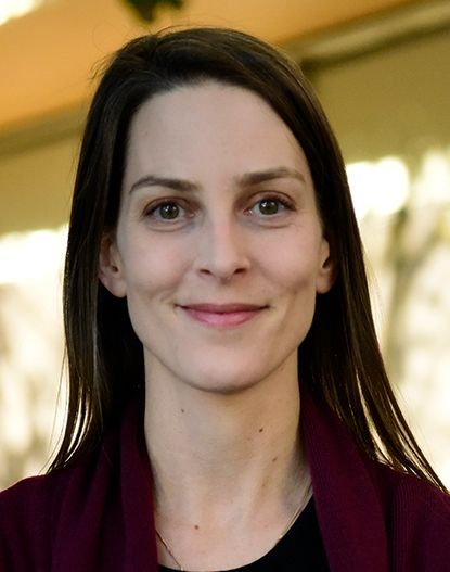 Congratulations to Claire Gilbert who is starting her <a href="/LindaHall_org/">Linda Hall Library</a> fellowship today! Claire's research focuses on #linguistics and cross-cultural exchanges in the early modern Mediterranean.

Read more about her project: lindahall.org/research/linda…

#histSTM #histsci #translation