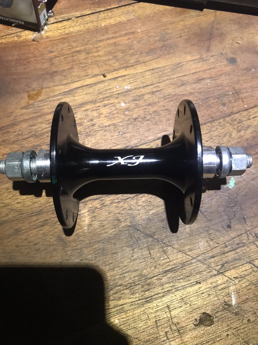 rafflylb1's tweet photo. wts front hub 20h 150k nego lok jaksel 
@fix_fixed #fnfjb https://t.co/rJqZUPUfob