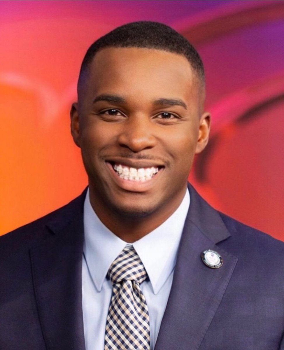D_tv88's tweet photo. My freshman year of college my English professor told me I would never make it in journalism. Here we are… three Emmy nominations later. Praying for the WIN this week! 🏆🙏🏾💪🏾 https://t.co/eYg8QL8eV6