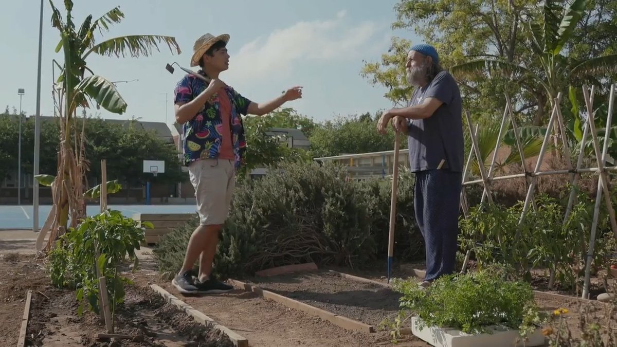 🔴 El #CervantesAlboraia en <a href="/apunt_media/">À Punt</a> ! 🌱
📺 Hu Zhao, el presentardor xinès de Xino Xano, visità a Vicent Adell <a href="/RodamonsTeatre/">Rodamons Teatre</a> en el nostre #jardíhortet i en la #Bioteca. 
⏱️ A partir del minut 19:05.
➕ I moltes coses més... 
Gràcies, Vicent!! 👇🏼
apuntmedia.es/programes/xino…