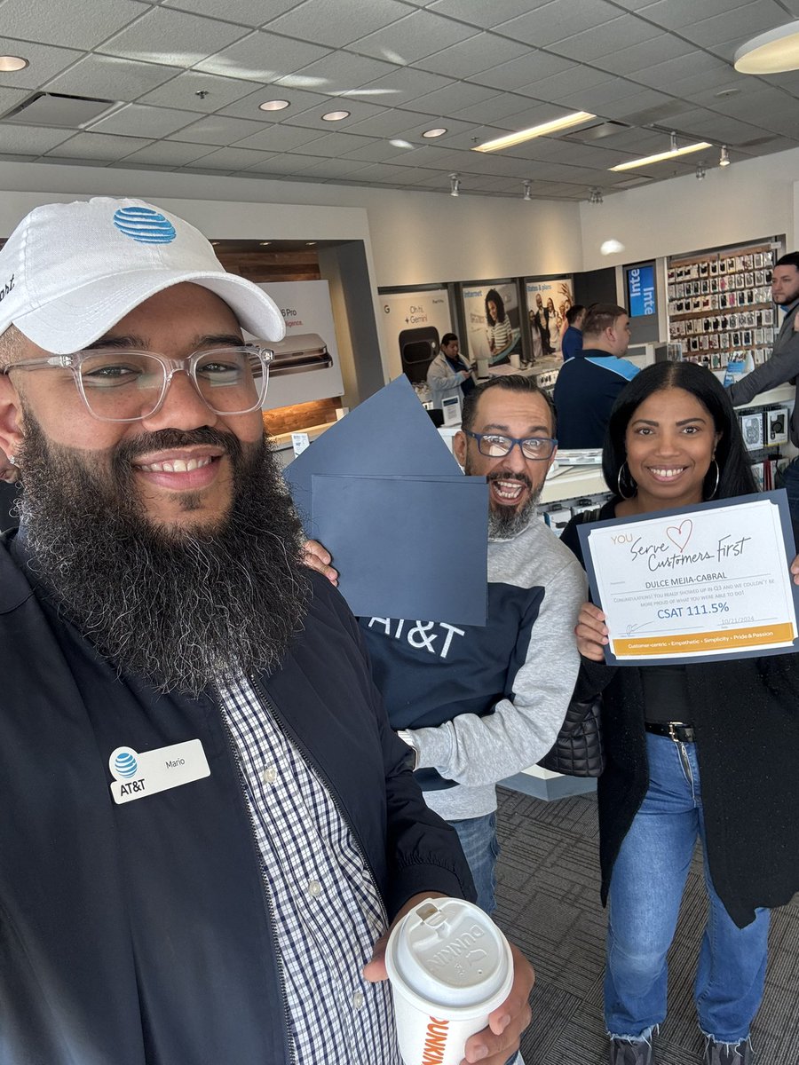 MJF401_'s tweet photo. Thank you, @DillonTymonNE, for our recognitions this morning for all our hard work with @ATT. Here are our Star Performers from Lincoln Mall, RI! Congrats to Dennis and Dulce for their outstanding performances. Proud to call you two my coworkers! @firas_smadi https://t.co/Ny1Fdln4Em