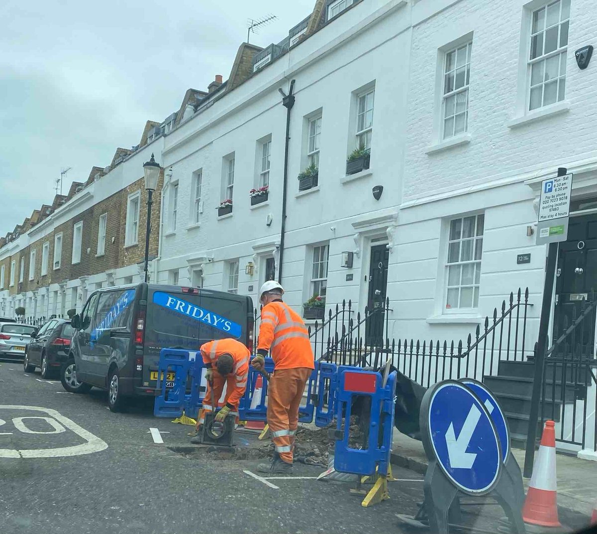 💧💸 Water firm fined a total of £67,000 by the Council for carrying out unsafe works in the borough.

Read more here : rbkc.gov.uk/newsroom/thame…