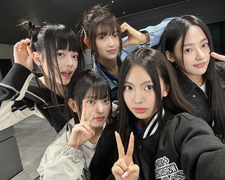 hannidaily's tweet image. RT AND REPLY

#2024MAMAVOTE #NewJeans