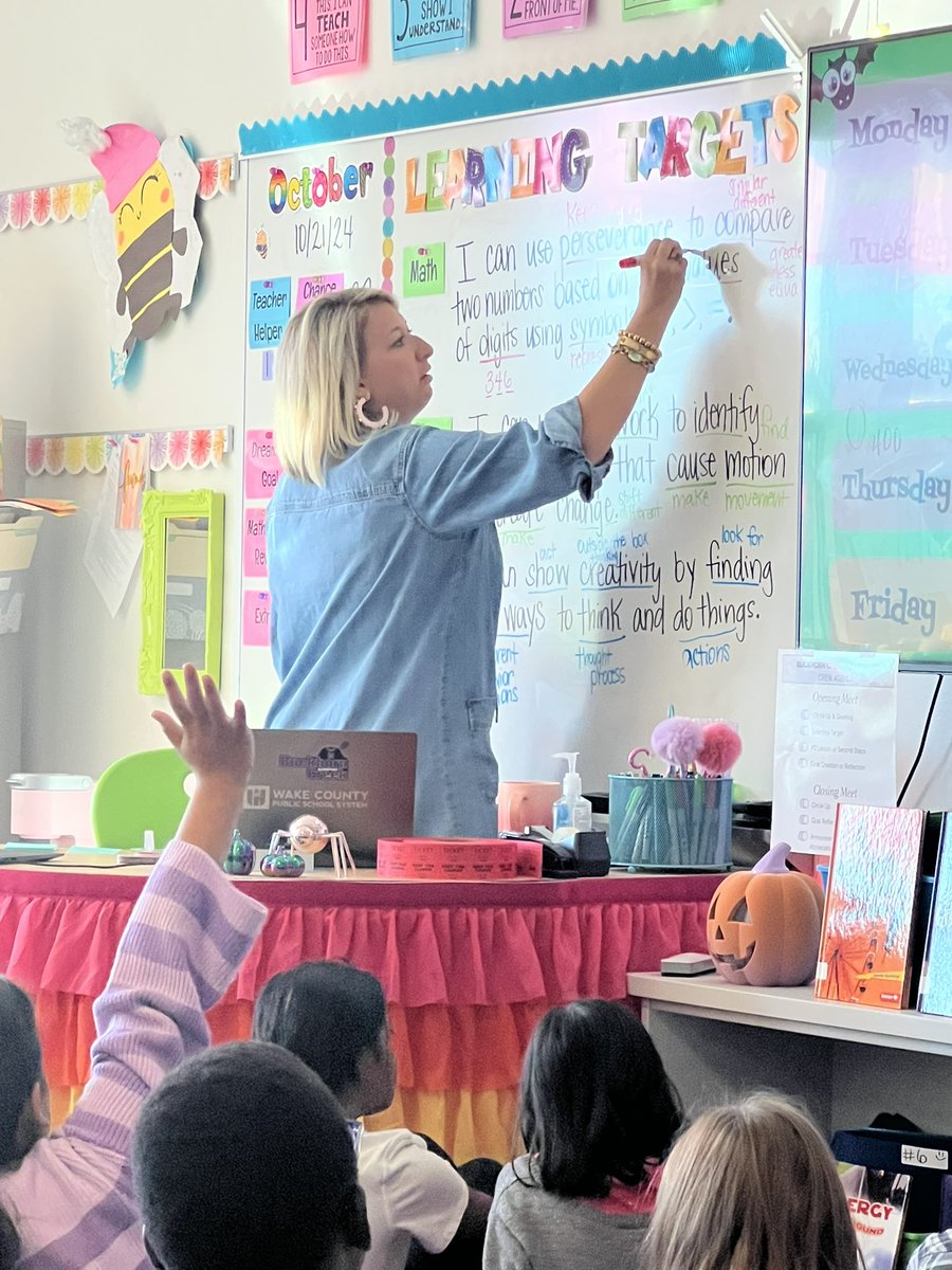 Dr. Daniel Simons (@drdanielsimons) on Twitter photo Not a better way to start a Monday! I kickedthe week off with an observation in Ms Bickelhaupt’s class. Student ownership of the learning process is the driving force in this room! <a href="/BuckhornCreekES/">Buckhorn Creek ES</a> #BuccaneerPride #WeAreCrew Not a better way to start a Monday! I kickedthe week off with an observation in Ms Bickelhaupt’s class. Student ownership of the learning process is the driving force in this room! <a href="/BuckhornCreekES/">Buckhorn Creek ES</a> #BuccaneerPride #WeAreCrew