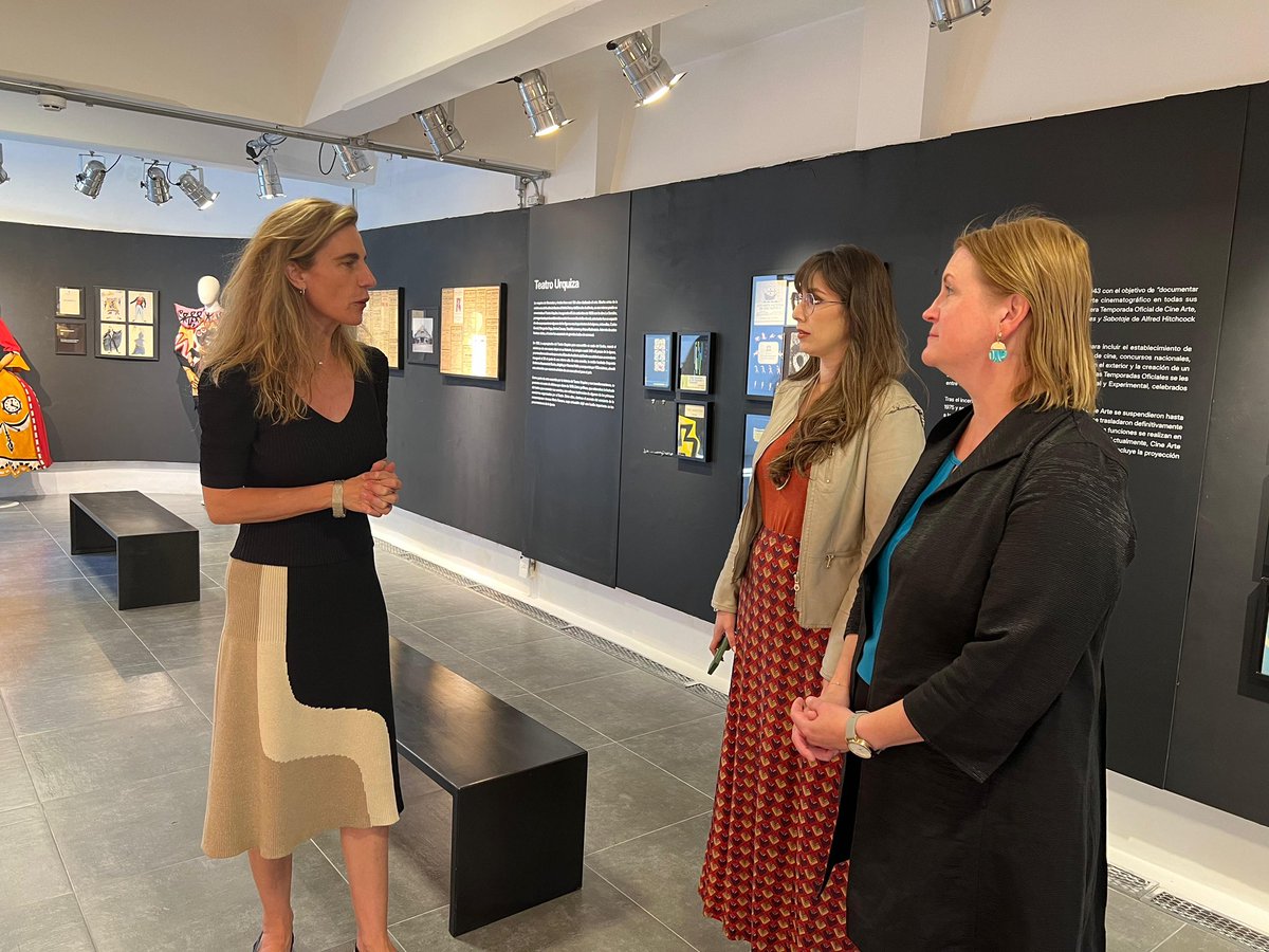 En Anip de <a href="/Sodre_Uruguay/">Sodre</a> se impartirá un taller gratuito para interesados en preservación de archivos comunitarios. Gracias a la <a href="/usembassyMVD/">U.S. Embassy Uruguay</a> que lo financia. Hoy nos visitó Kerri Spindler–Ranta, consejera de Asuntos Públicos de la embajada