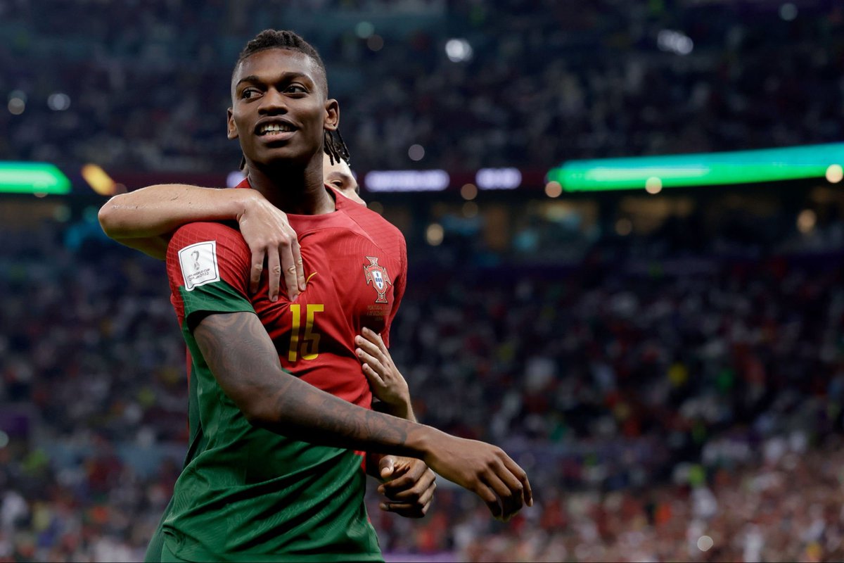 🚨🚨🚨🚨🚨🎙️ لياو لنيمار:

"كرة القدم عادت." 🥶💙💙💙💙💙