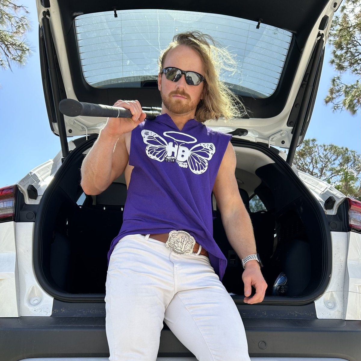 fabooandre's tweet photo. @Tonytwistdonati ain’t got much hair left to chop I wonder what I can do with this axe on Friday @FergsStPete
Catch the Bunkhouse match only at @CCWAliveTV
#fabulous #faboo #butterfly #wrestling #prowrestling #bunkhouse https://t.co/FmooLV5wyM