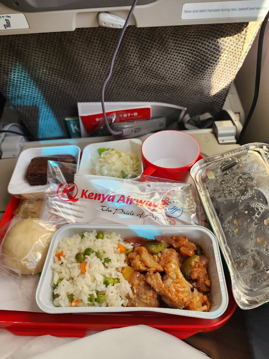 colsrayo's tweet photo. @kbeetalk @KenyaAirways @kilavula I agree with you especially on the WIFI part. It was a long 14hrs for me without wifi. @KenyaAirways Please consider the wifi issue tafadhali. https://t.co/yWu2roW9ou