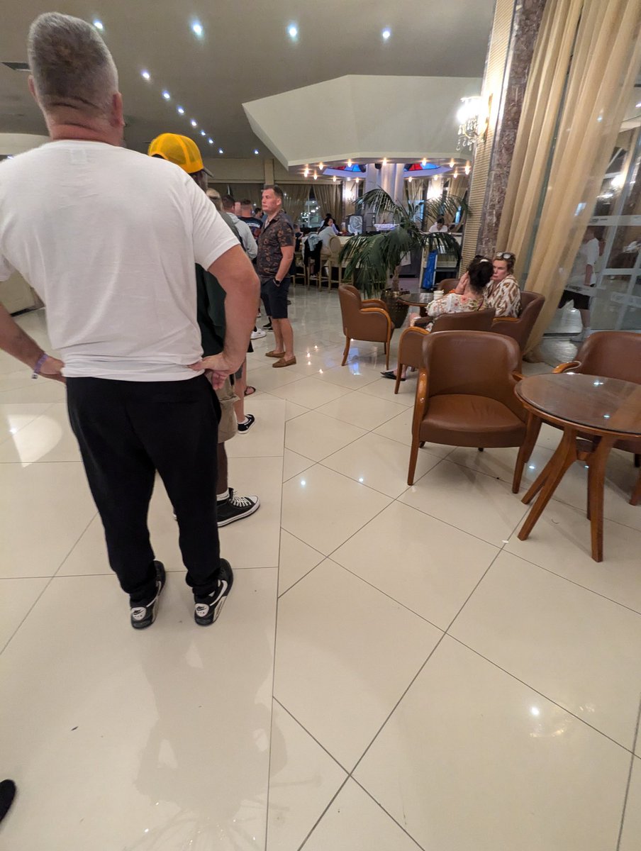rmdiamondwebb's tweet photo. @jet2tweets royally screwed us all over. Literally one bar open in the entire hotel as the rest has closed for the season. Which isn't stated on any of their website..... https://t.co/UeM2a0e6Tk
