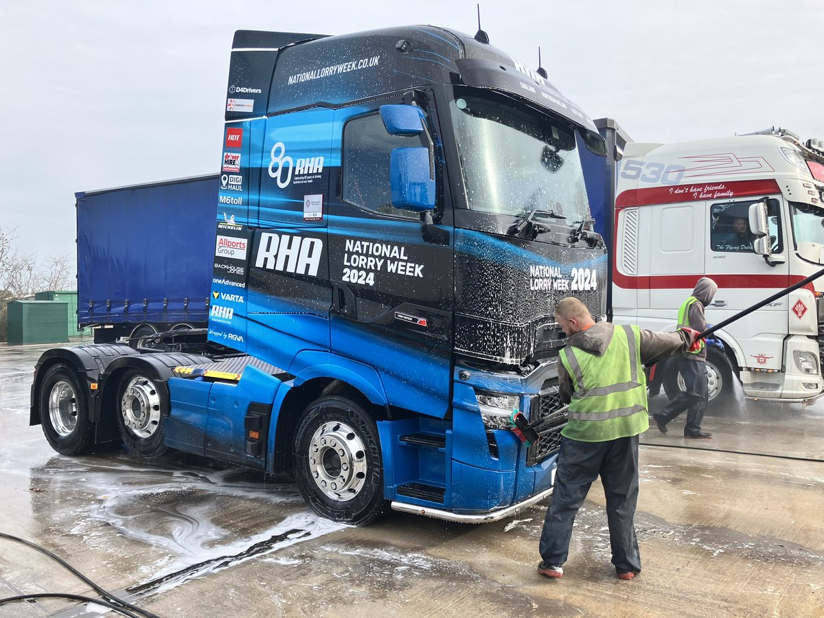 Martin Dean tweet media