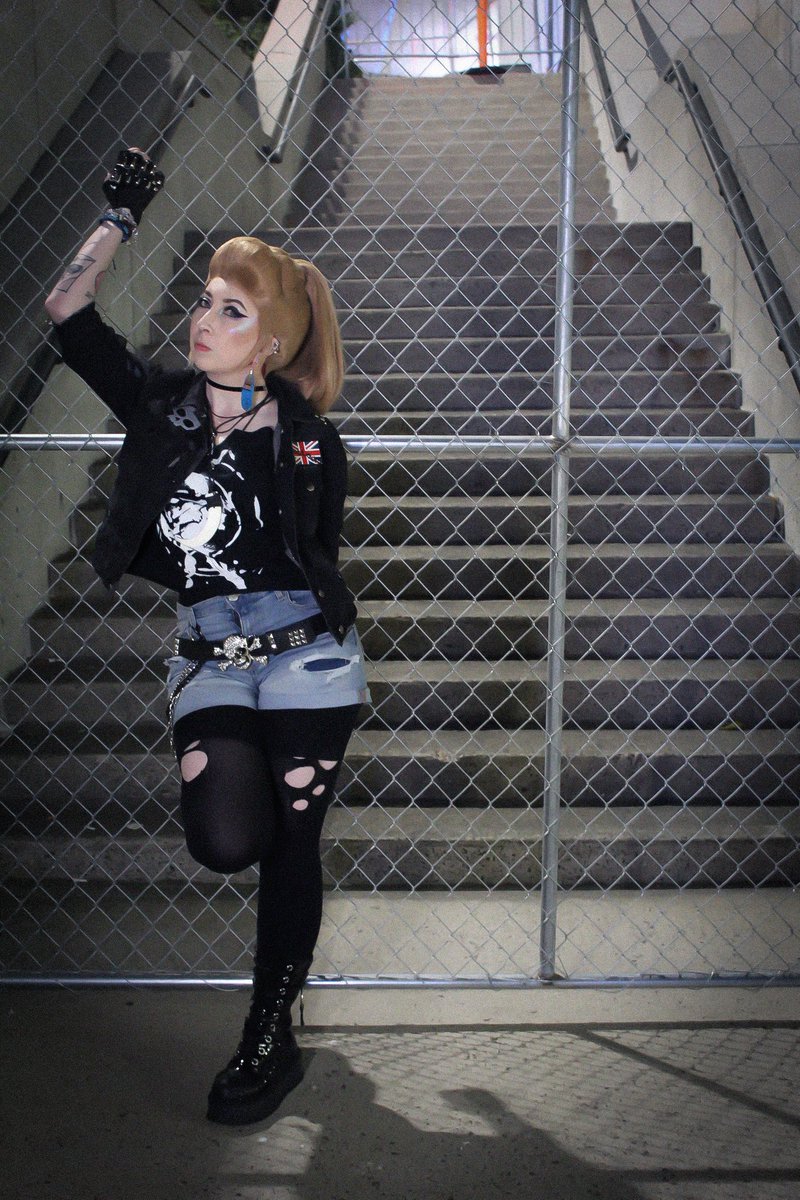 Glitterfiendcos's tweet photo. I’m so happy to debut Firewalk Rachel Amber at NYCC. Wig was made by jellyfishtears (IG)

These photos @Breezeski took of me capture the look perfectly 
@LifeIsStrange @DeckNineGames https://t.co/8hfYp9GsVz