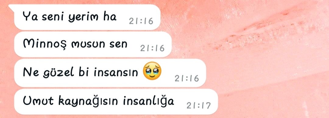 Mutluamamutsu16's tweet photo. Ne yaptığım hakkında hiçbir fikrim yok jsjs https://t.co/bvyw25AUmN