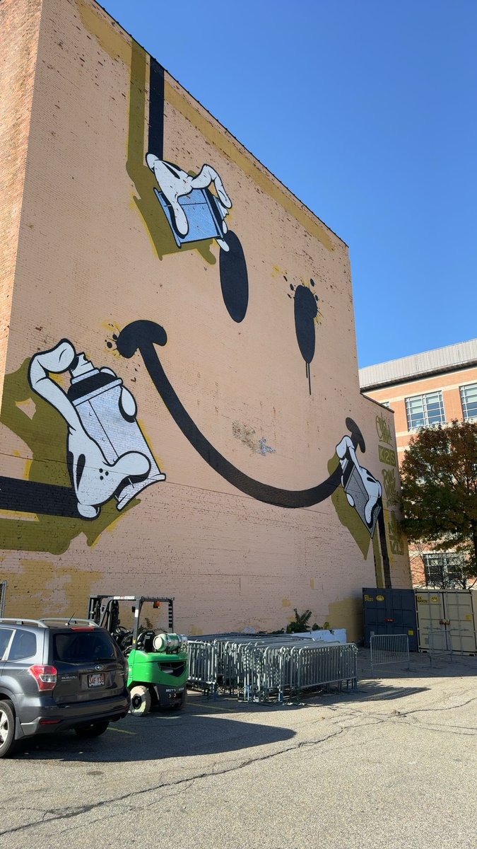 prosp3r_'s tweet photo. Prosp3r found #cubiecoin in a White vault at this location! Join me playing #cubieverse, It's awesome!   #3117711 https://t.co/UjFw34raCW