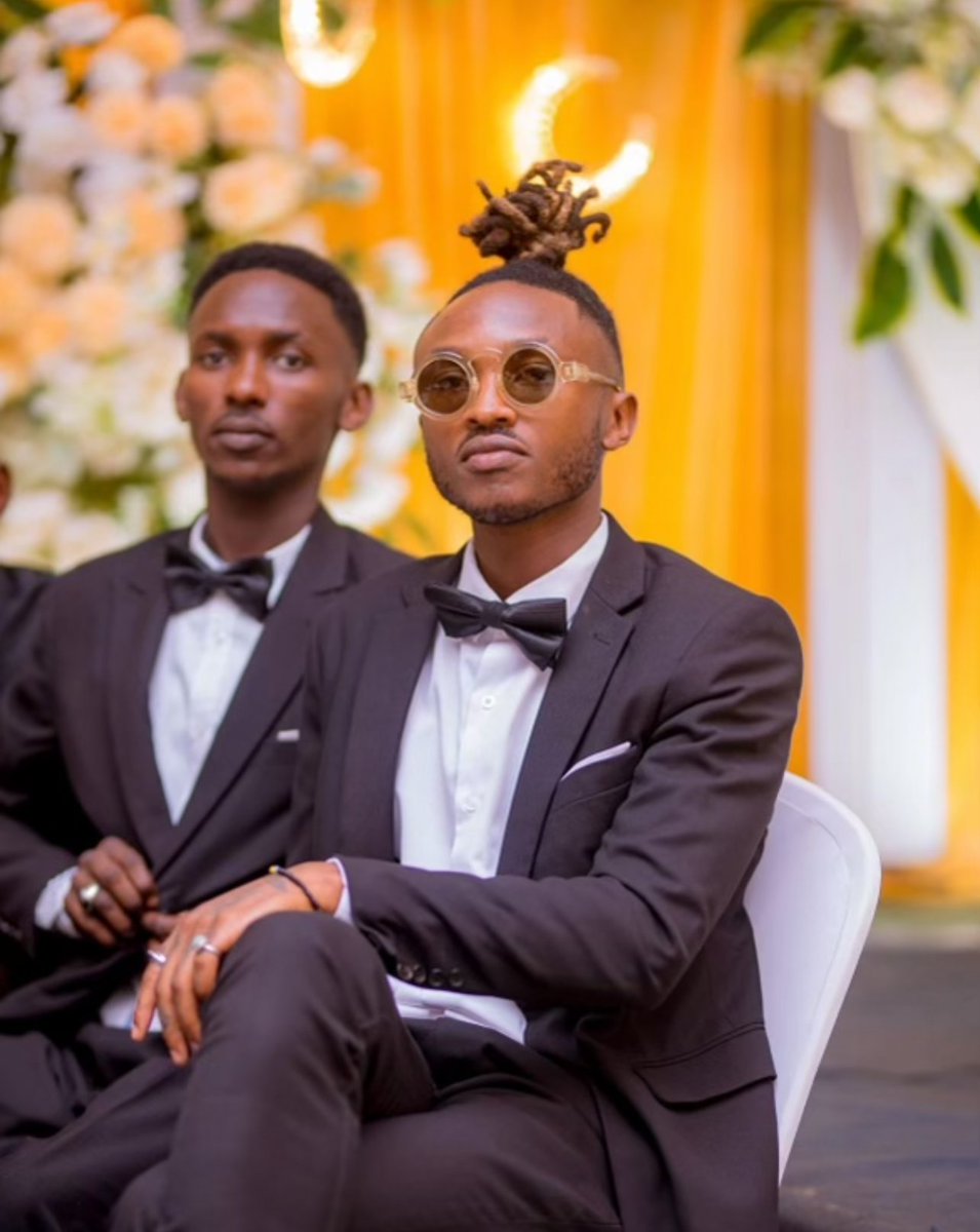 _ISMFH's tweet image. Get you some glasses that can DO BOTH yfm 🤎🕶️🇷🇼
The Broadway Collection IS HERE and we can&apos;t thank our friends and fam enough for making this #ISMFH game 🌍GLOBAL🌏 already 🤯

head to ISMFH.com to get a pair of our latest collection

#collectiondrop #newarrivals