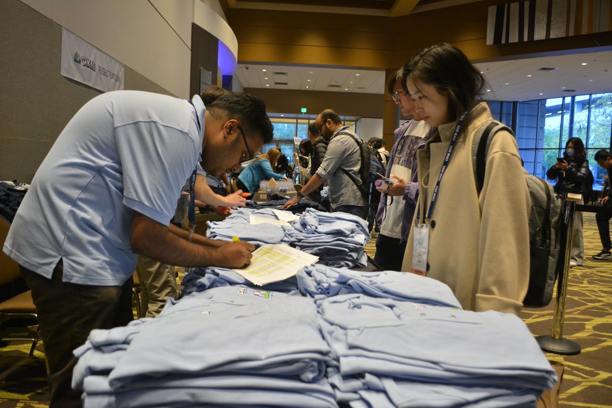 And we're off! 🚀 #CIKM2024 is kicking off with check-in and lots of excited faces! 😄 Ready for an amazing week of learning, connecting, and fun. Let’s make some memories! 🙌 Who’s already here? Drop a 🙋‍♀️ if you’ve checked in!