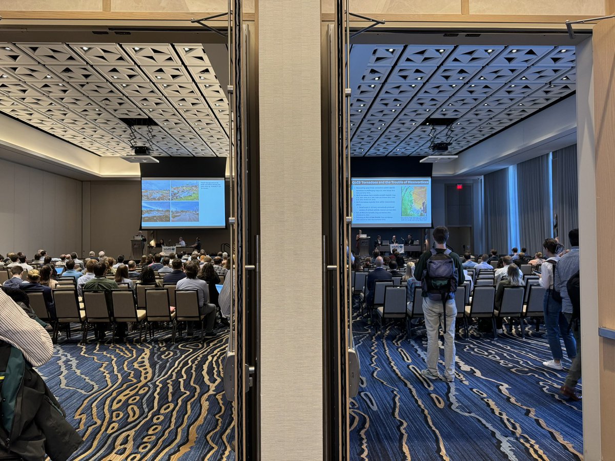 karen_kosiba's tweet photo. When there are two talks you want to see at the same time 🤣 #SLS31 https://t.co/SUvERHDHQE